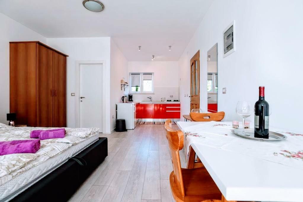 Holiday Apartments Mediterraneo Funtana Exterior foto